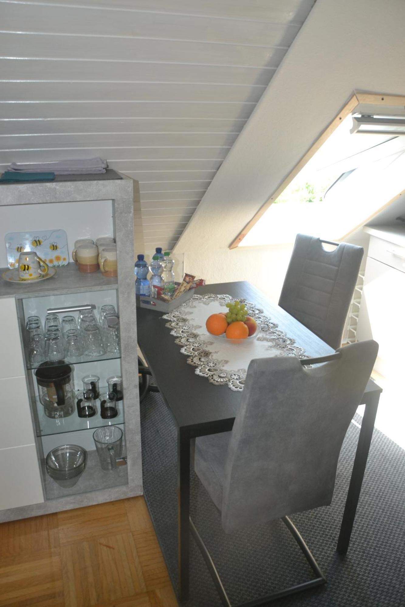 Dg-Zimmer Keulen Buitenkant foto